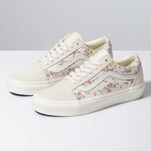 Discontinued Vans Old Skool Vintage Floral/Marshmallow